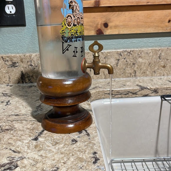 Vintage Bar Bottle Dispenser Wine Liquor VINO Decanter Glass Wood Spigot WORKS - Picture 1 of 16